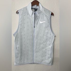 Men’s Nike Areolayer Vest size XL
